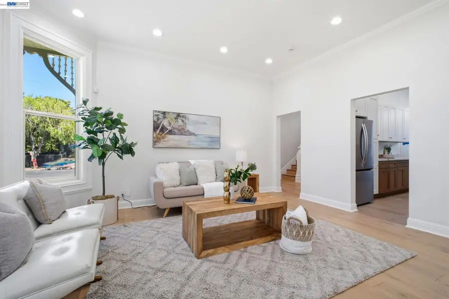 1325 B St, Hayward, CA 94541 - #2