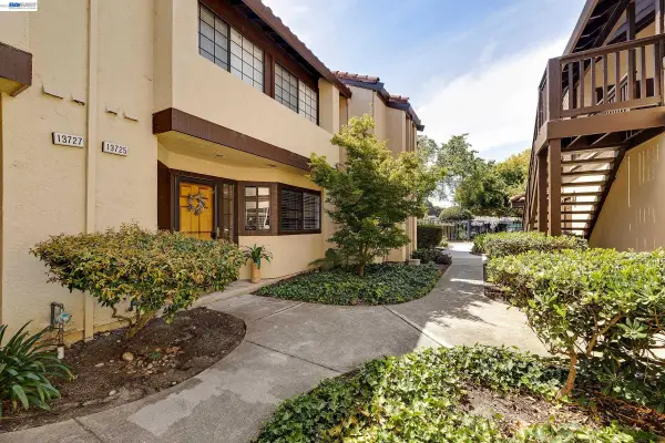 13725 Seagate Dr, SAN LEANDRO, CA 94577