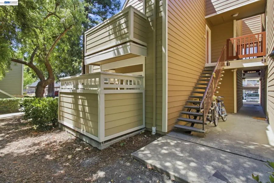 150 Reflections Dr  #25, San Ramon, CA 94583 - #2