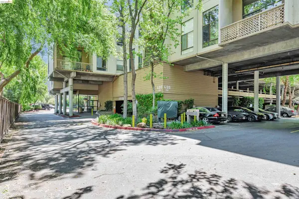 490 Civic Dr  #101, WALNUT CREEK, CA 94596