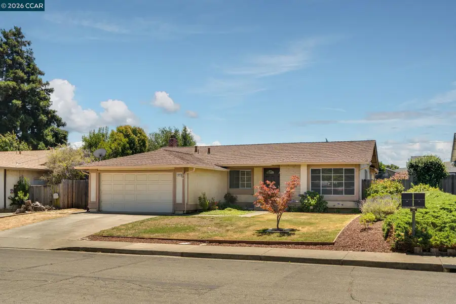 4975 Silverado Dr, Fairfield, CA 94534 - #3