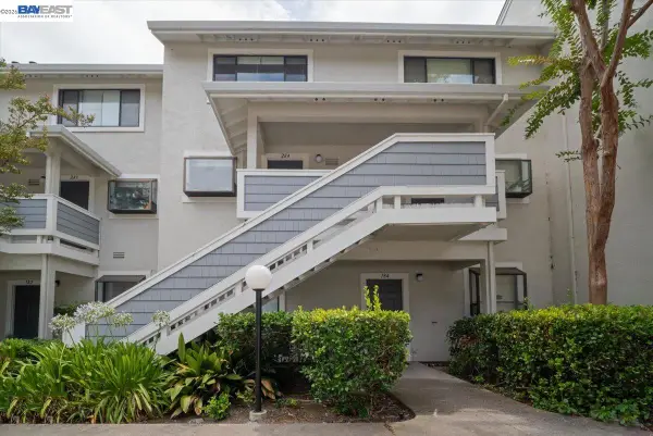 2598 Oak Rd  #284, WALNUT CREEK, CA 94597