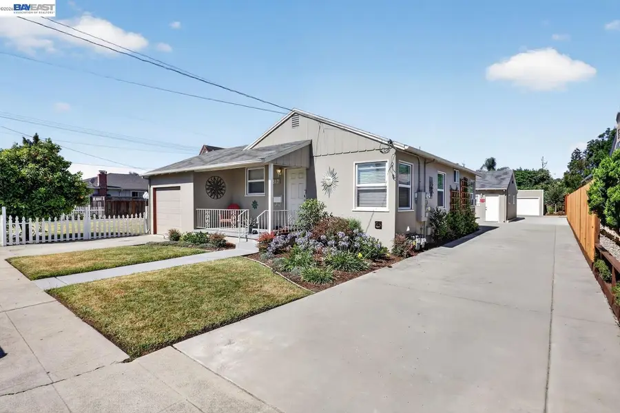 20843 Chester St, Castro Valley, CA 94546 - #3