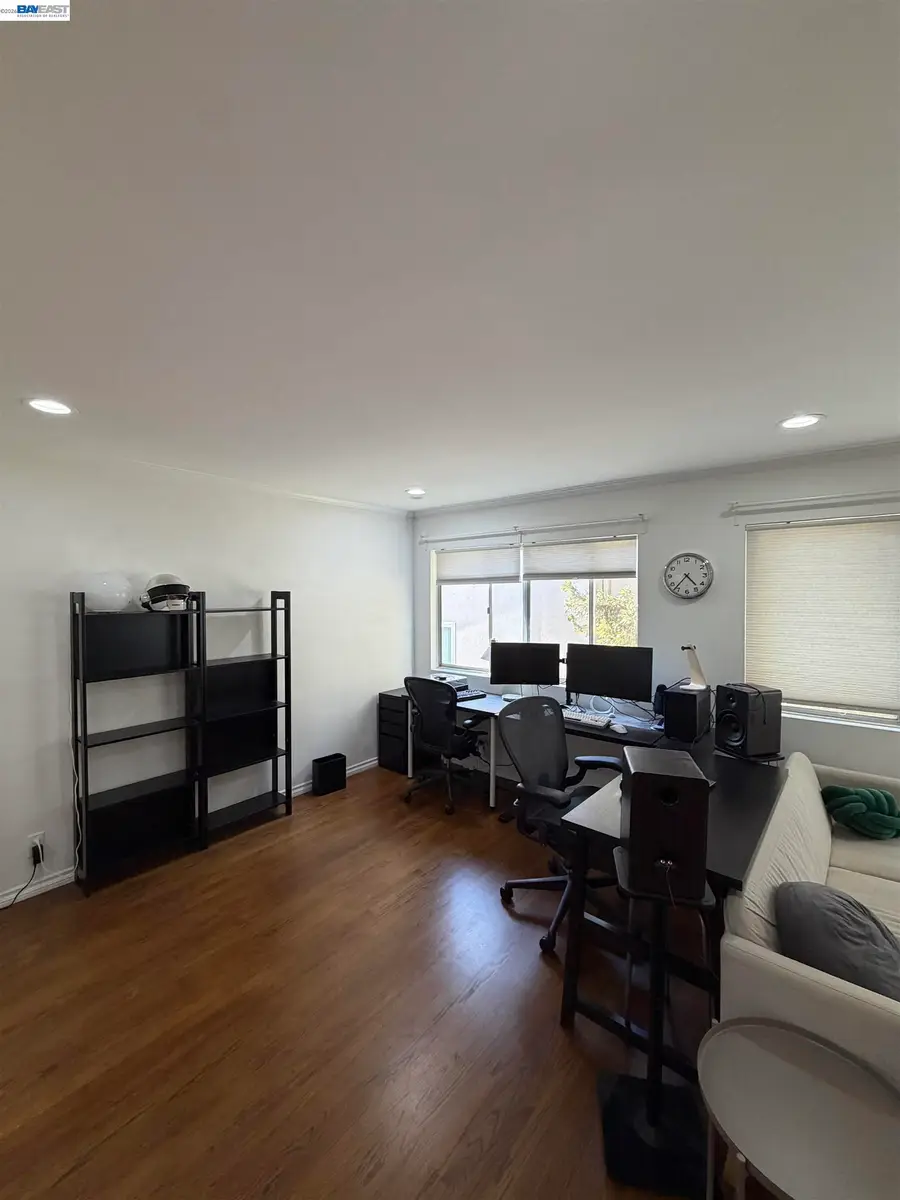 1015 Kings Rd  #309, West Hollywood, CA 90069 - #3
