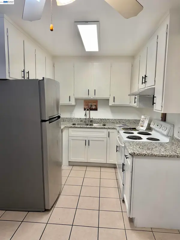 680 Fargo Ave  #13, SAN LEANDRO, CA 94579