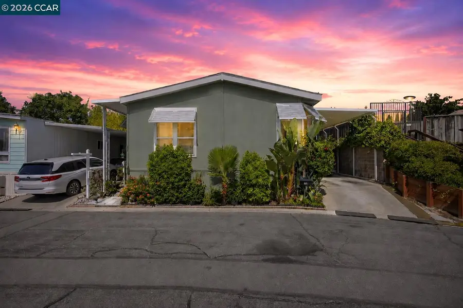 37 Terrace Dr, Concord, CA 94518 - #2