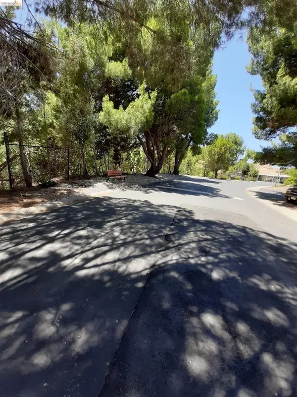 17 Bradley  Lane, ANTIOCH, CA 94509