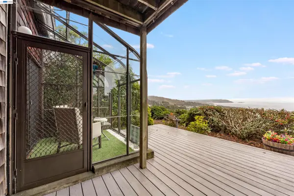 262 Beachview Ave  #4, PACIFICA, CA 94044