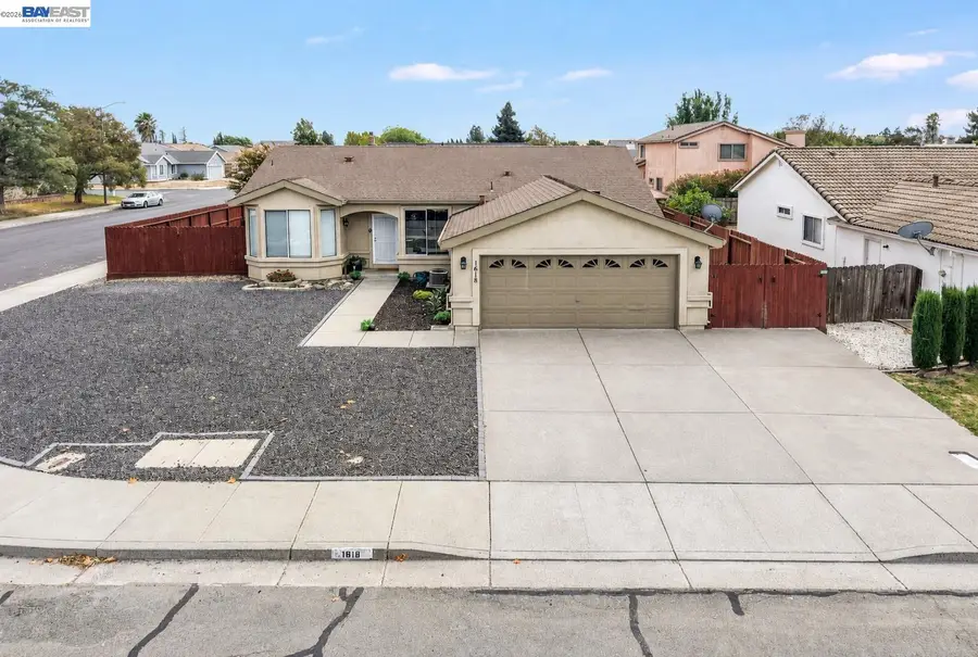 1618 Paseo Flores Dr, Suisun City, CA 94585 - #3