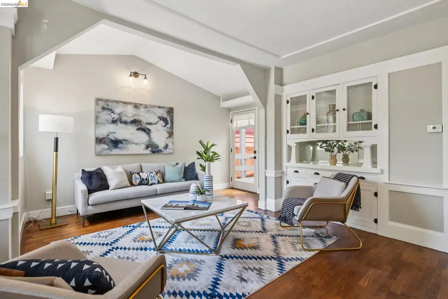 870 43Rd St, Oakland, CA 94608 - #3