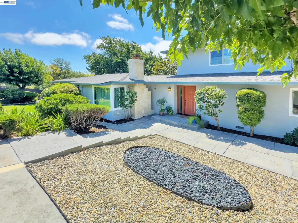 3255 Sweet Dr, Lafayette, CA 94549 - #1
