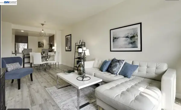Address Withheld By Seller, OAKLAND, CA 94607