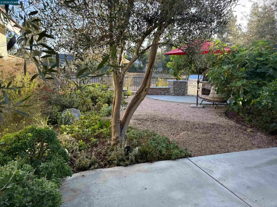 10558 Rancho Carmel Dr, San Diego, CA 92128 - #3
