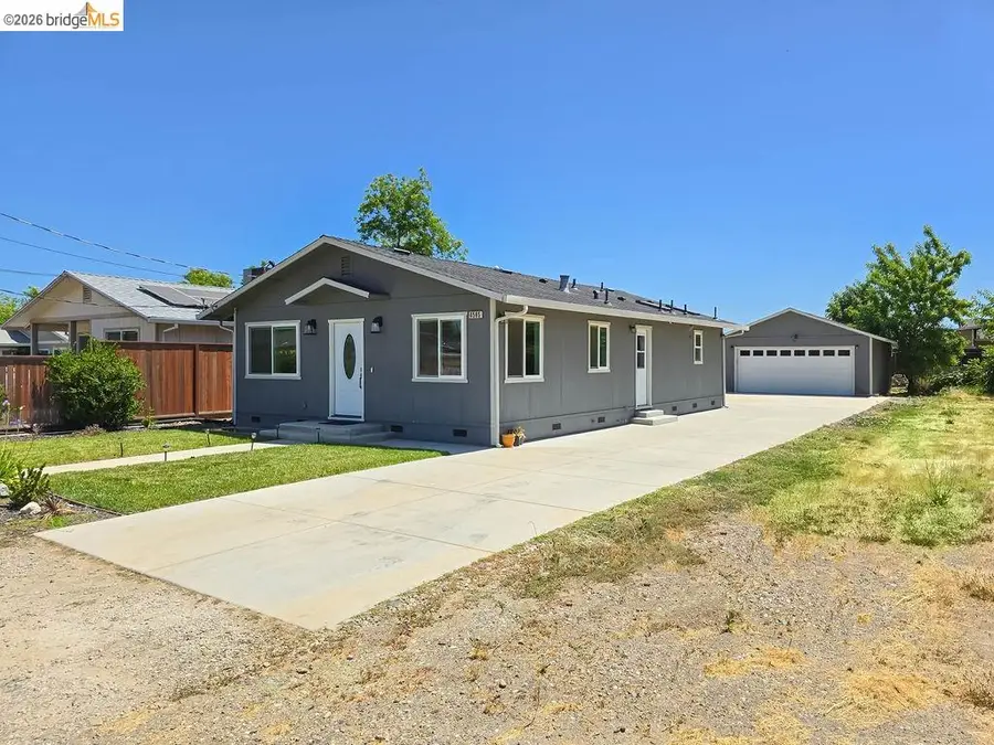 4585 Summer Ave, Olivehurst, CA 95961 - #2