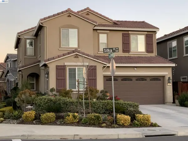 7001 Sitka Court, VACAVILLE, CA 95687