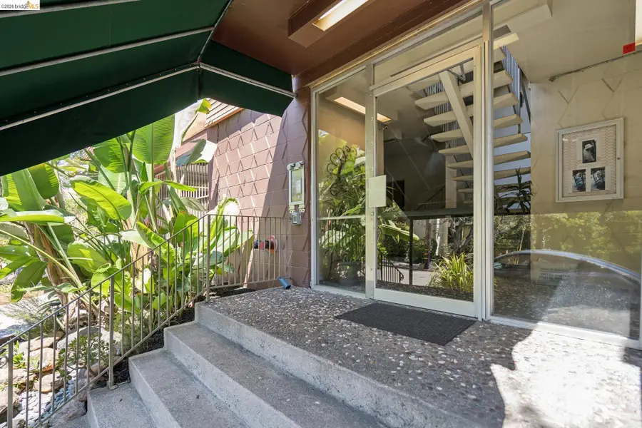 94 Bayo Vista Ave  #204, Oakland, CA 94611 - #3
