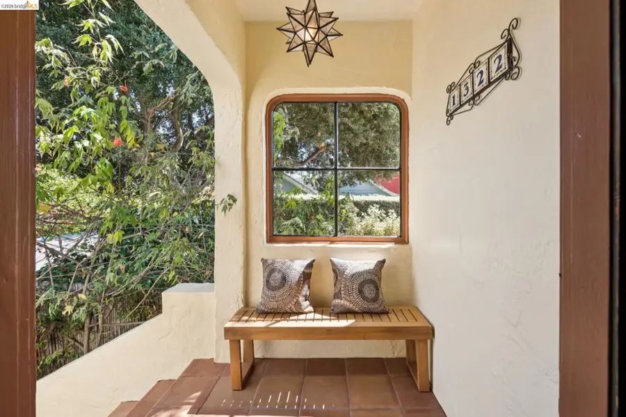 1322 Stannage Ave, Berkeley, CA 94702 - #2
