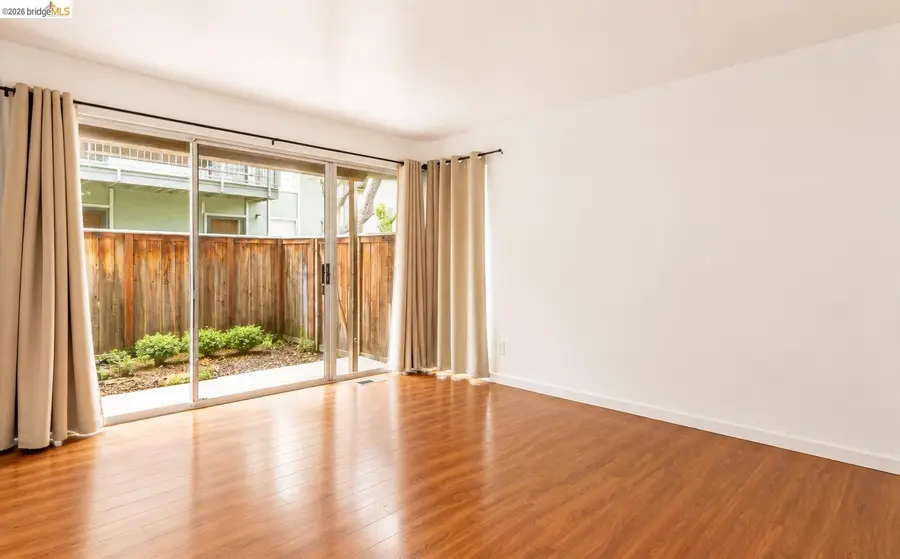 51 Massolo Dr  #C, Pleasant Hill, CA 94523 - #3