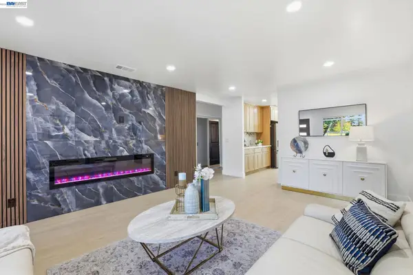 1913 Middlefield Rd, MOUNTAIN VIEW, CA 94043