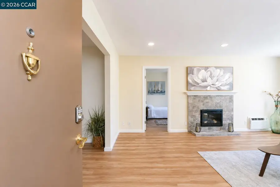 395 Camelback Rd  #2, Pleasant Hill, CA 94523 - #3