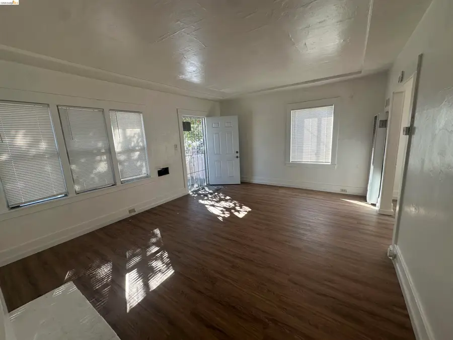 3316 Macarthur Blvd, Oakland, CA 94602 - #2