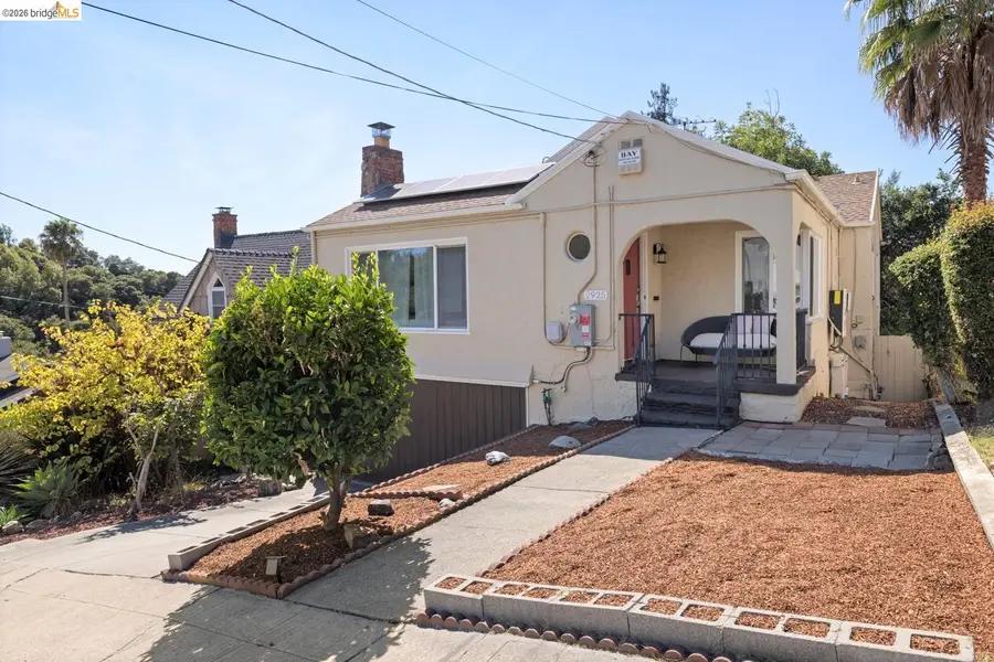 2925 El Monte Ave, Oakland, CA 94605 - #2