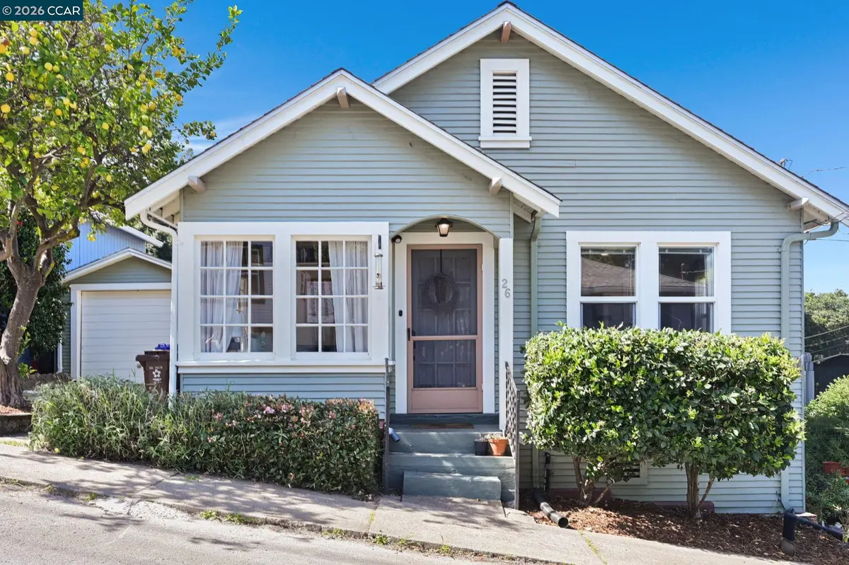 26 Cooke St, Crockett, CA 94525 - #1