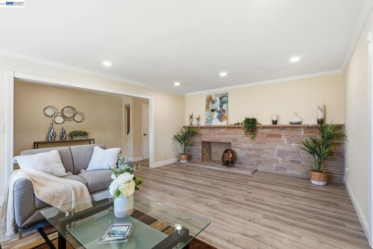 1204 Vistagrand Dr, San Leandro, CA 94577 - #1
