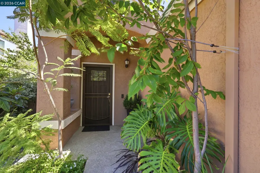 25 Sparrow Hawk Ct., Oakley, CA 94561 - #3