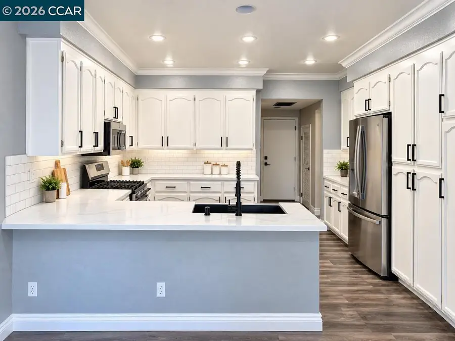 718 Anizumne Ct, Clayton, CA 94517 - #2