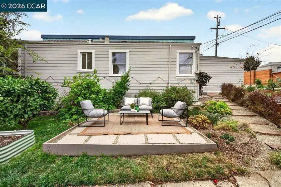 1327 Mariposa St, Richmond, CA 94804 - #3