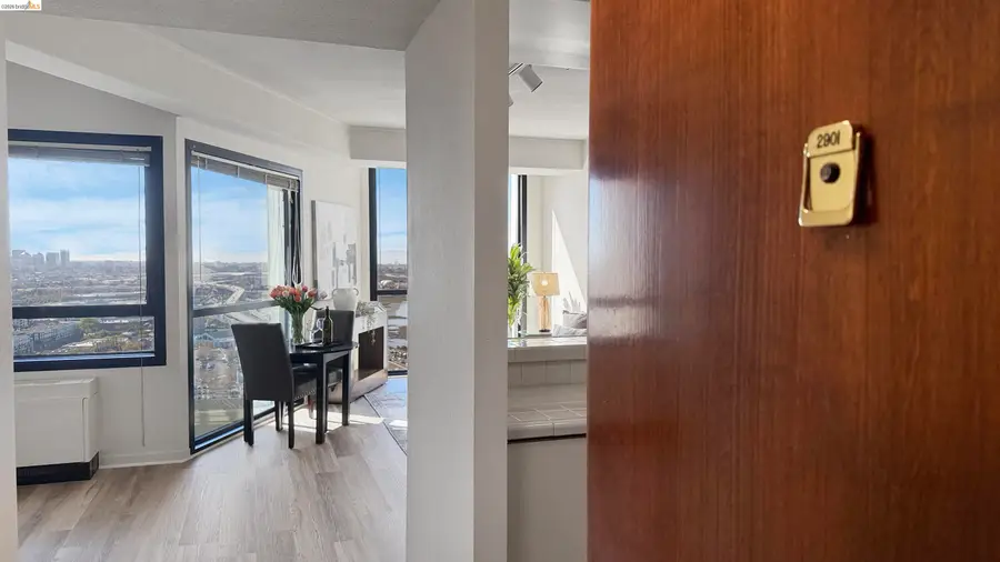 6363 Christie Avenue  #2901, Emeryville, CA 94608 - #3