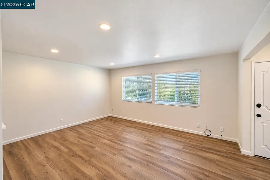 1416 Del Rio Cir  #B, Concord, CA 94518 - #2