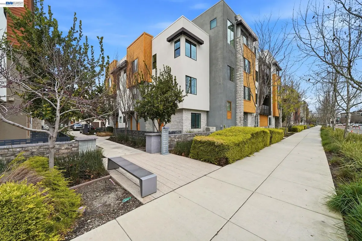 5862 Cadence Ave, Dublin, CA 94568 - #1