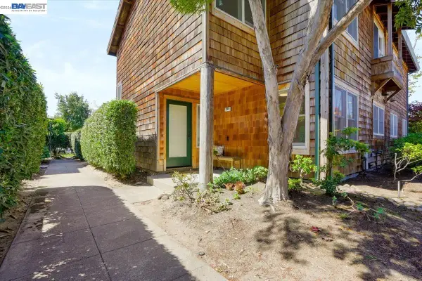 204 Centre Ct, ALAMEDA, CA 94502