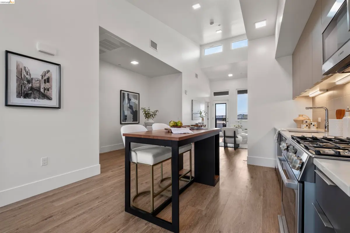 1545 32nd St  #314, Oakland, CA 94608 - #1