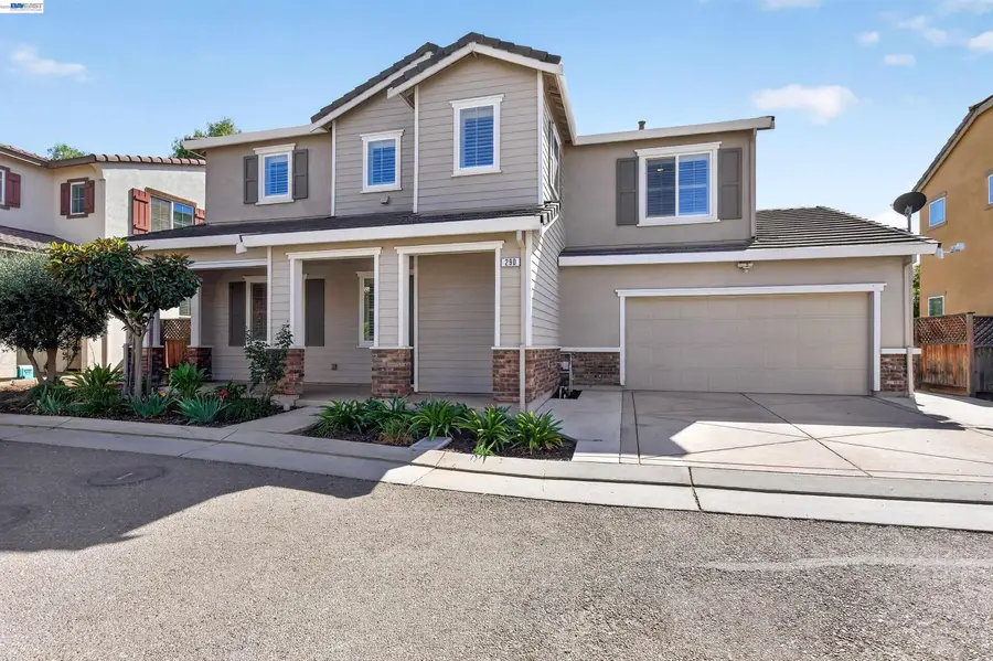 290 Santa Clara Dr, Mountain House, CA 95391 - #2