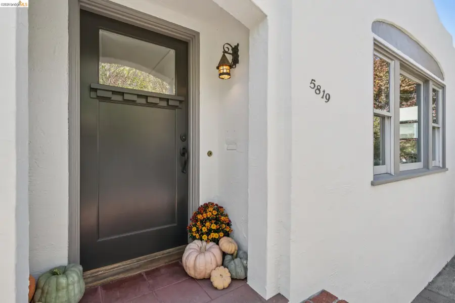 5819 Patton Street, Oakland, CA 94618 - #3