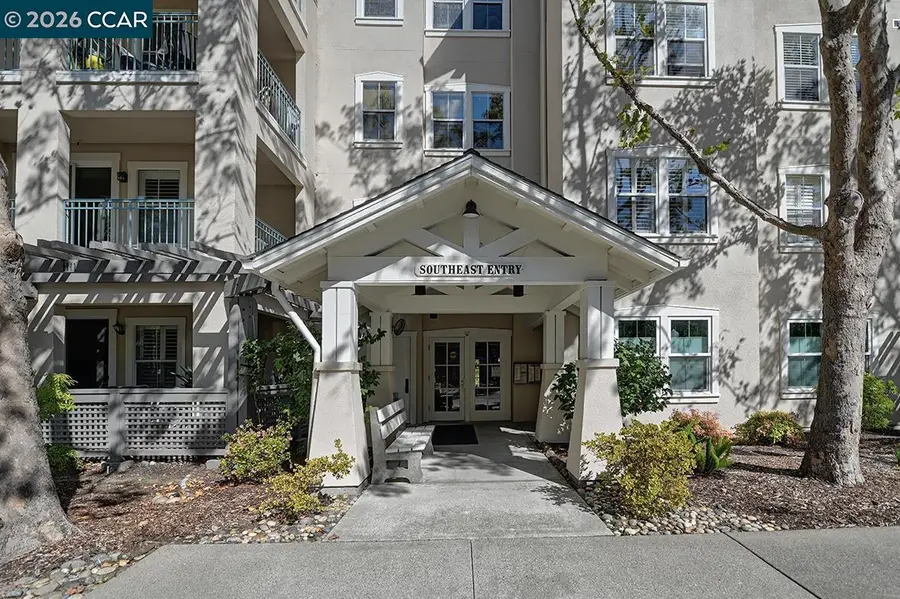 1860 Tice Creek Dr  #1108, Walnut Creek, CA 94595 - #3