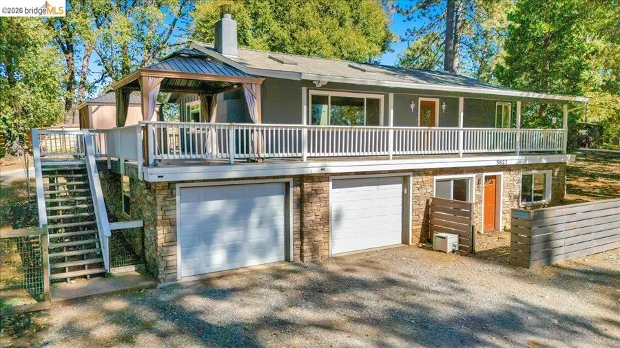 5827 Lookout Ct, Hathaway Pines, CA 95233 - #2