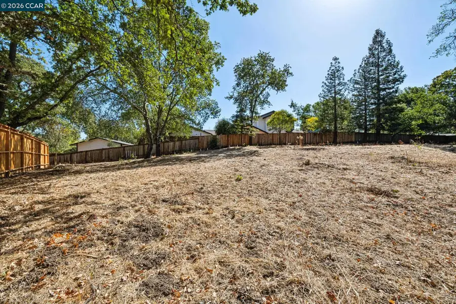 2050 Buttner Rd, Pleasant Hill, CA 94523 - #3