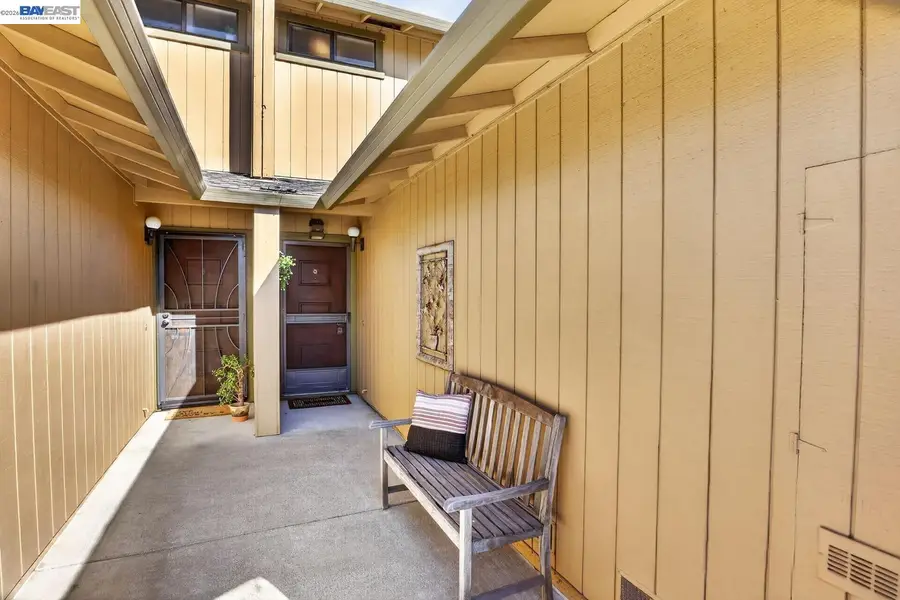 20111 Ridge Ct, Castro Valley, CA 94546 - #3