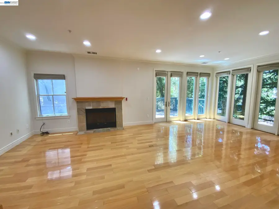 19 Edgewood Pl, Belmont, CA 94002 - #2