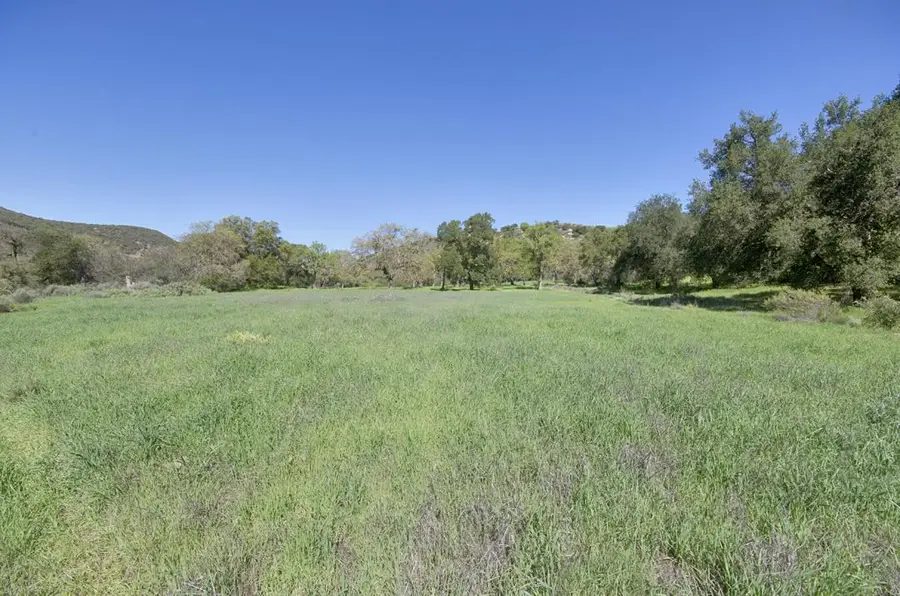43515 Carmel Valley Road, Greenfield, CA 93927 - Image #2