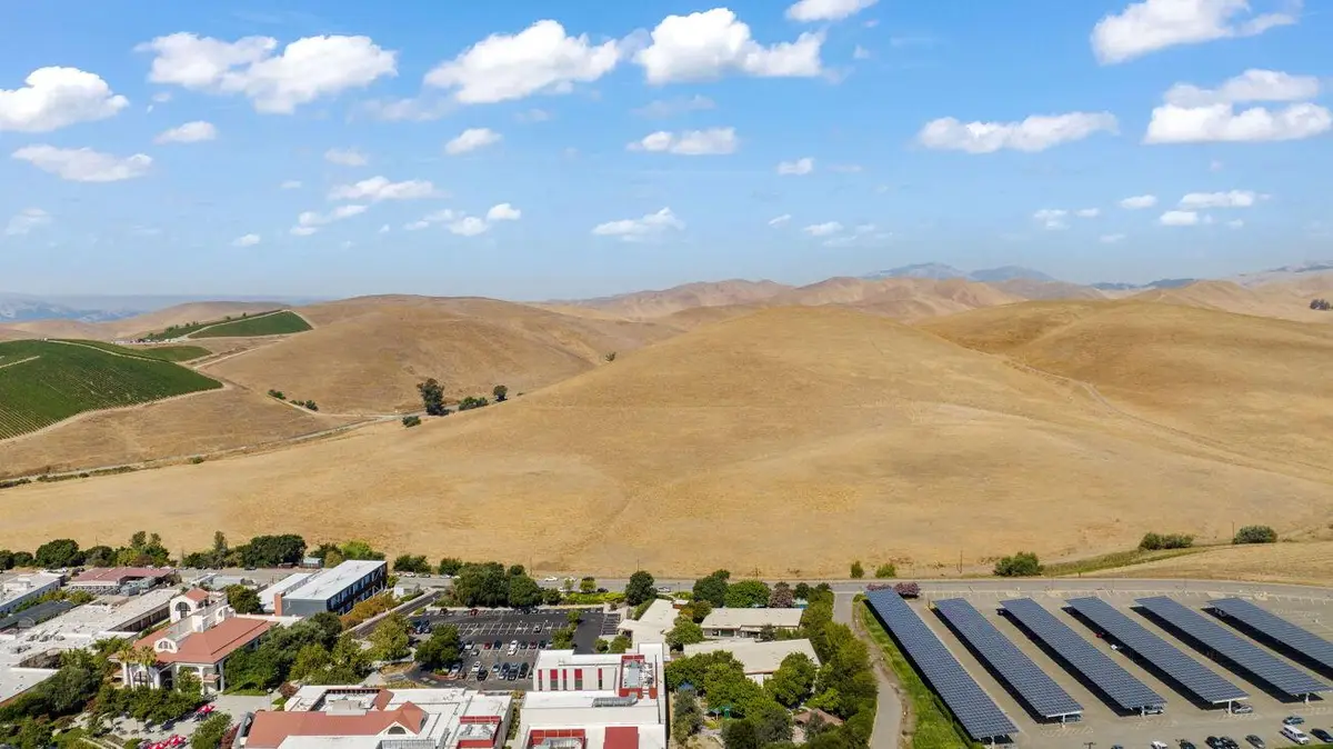 1 Collier Canyon Road, Livermore Pleasanton, CA 94551 - Image #1