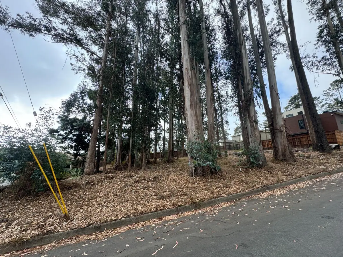 000 The Alameda, El Granada, CA 94018 - #1