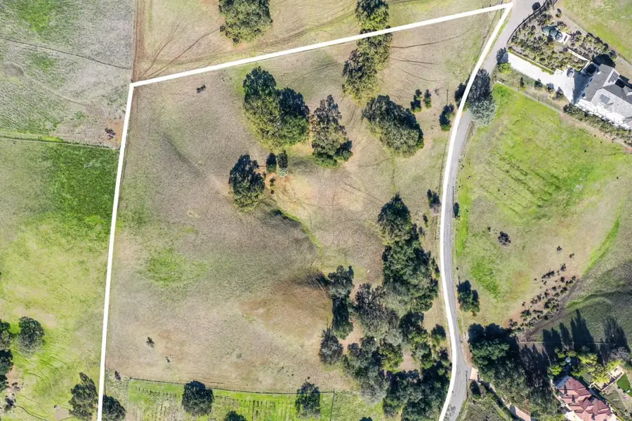 2235 Liberata Drive, Morgan Hill, CA 95037 - Image #2