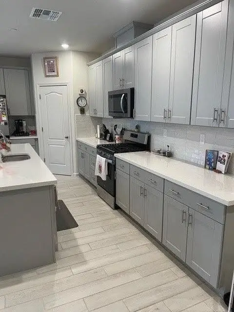 2001 Wildflower Drive, Hollister, CA 95023 - Image #2