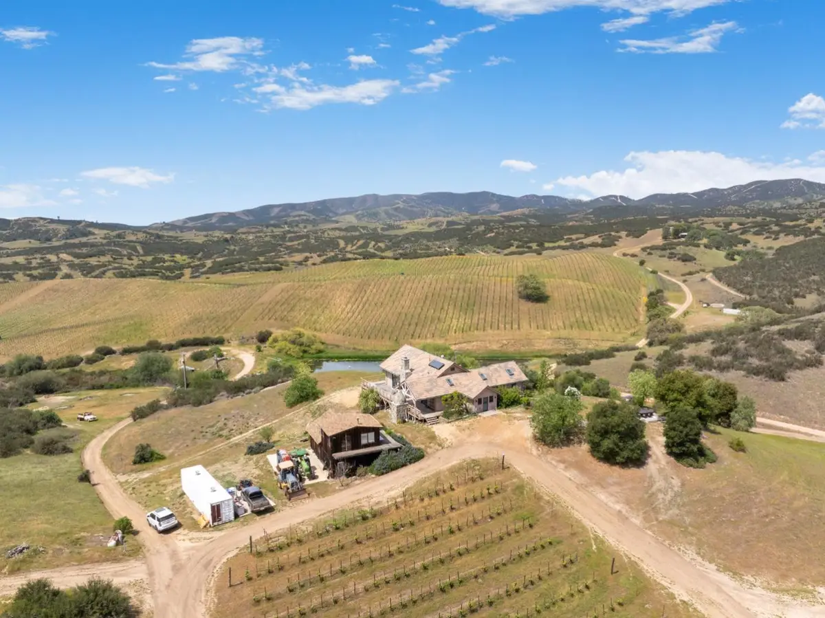 30625 Stonewall Canyon Road, Soledad, CA 93960 - Image #1