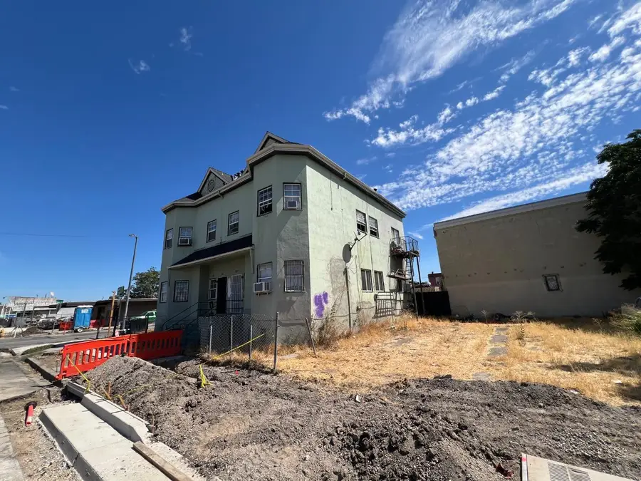 144 Grant Street, Stockton, CA 95202 - Image #2